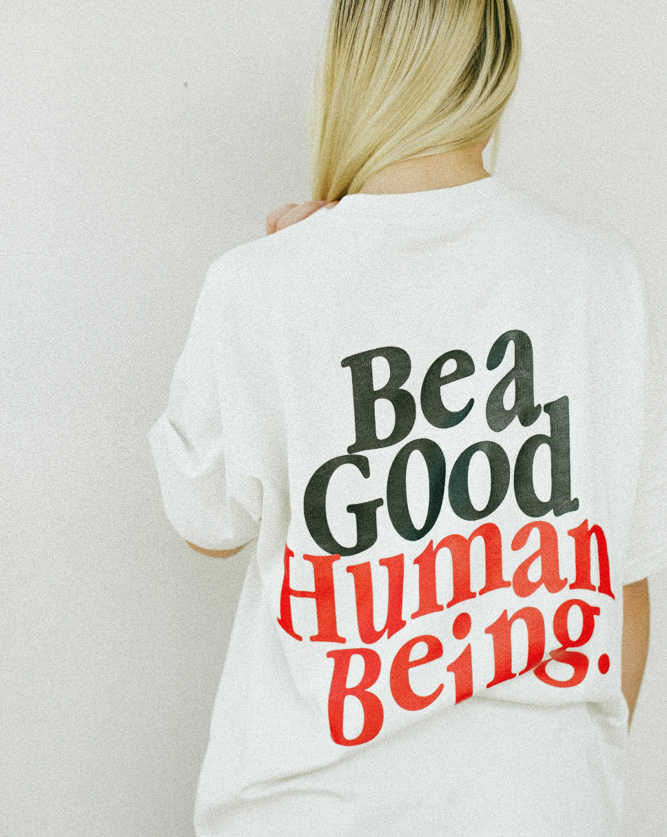 OVERSIZED CLASSIC TEE