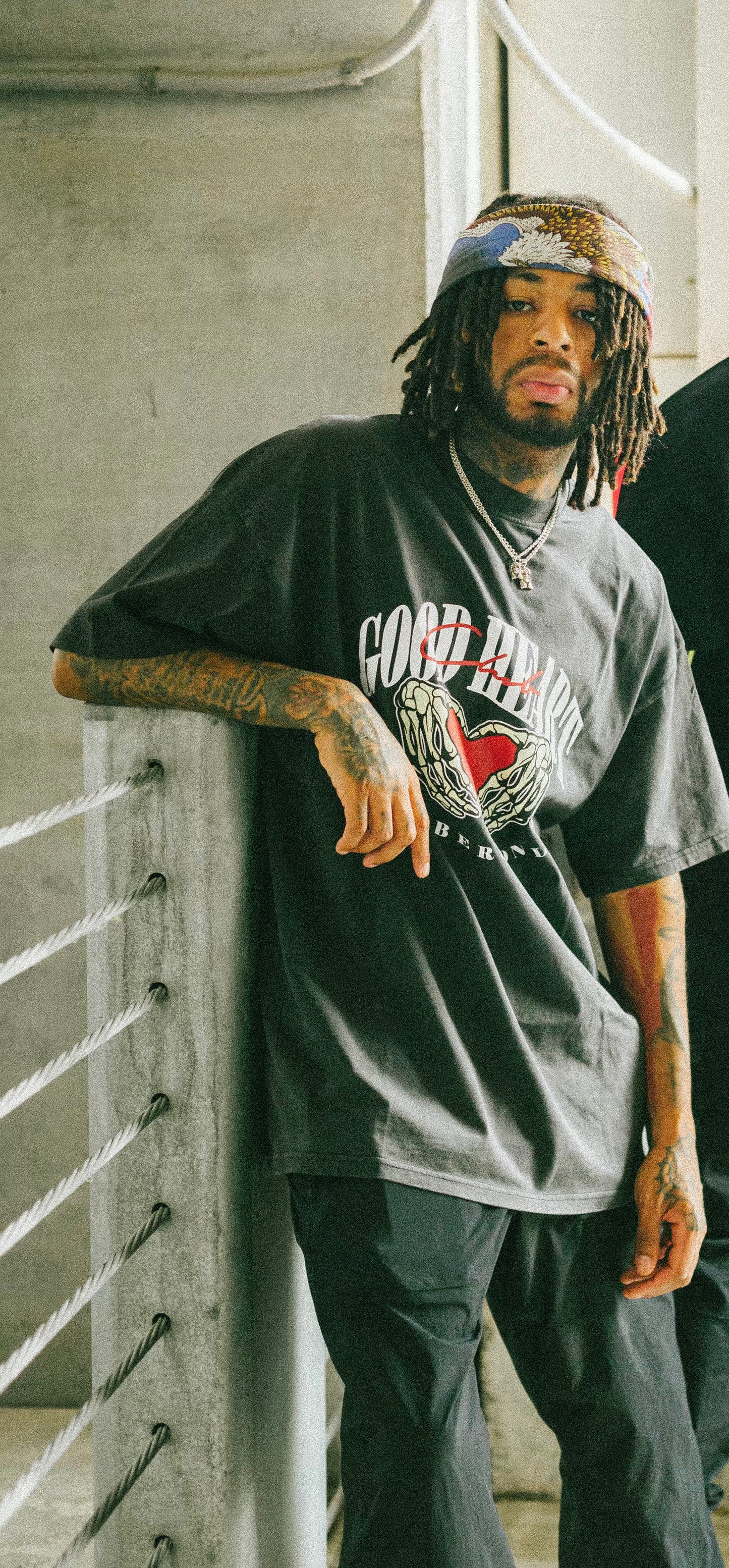 OVERSIZED MEMBERES ONLY TEE